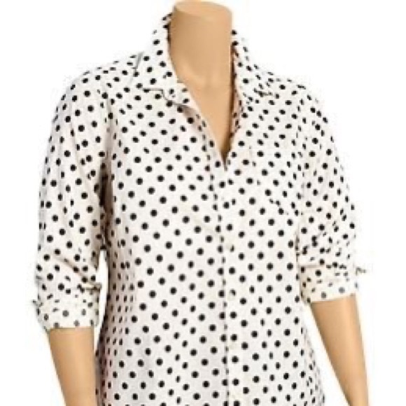 Old Navy Polka Dot Top - Picture 2 of 8